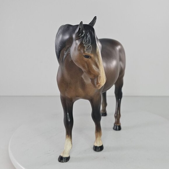 Vintage Beswick England Bay Mare Horse Facing Left Figurine Matte Variation #976 - Picture 8 of 10